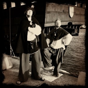 Arvid och jag vid koggen i Visby hamn.